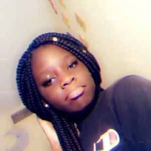 Meet your Posher, Ebony